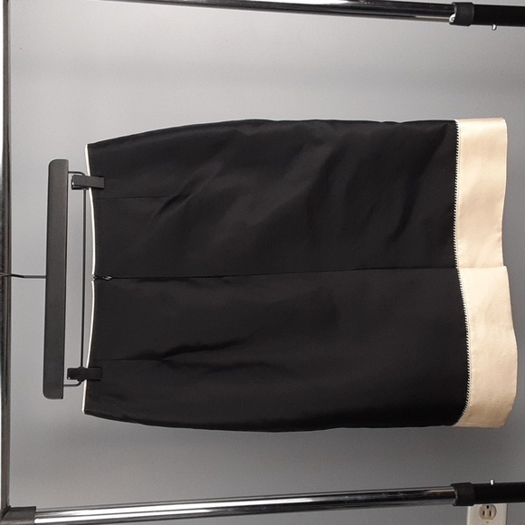 Rena Lange Wool Silk Blend Color Block Black Cream Skirt - Picture 5 of 7